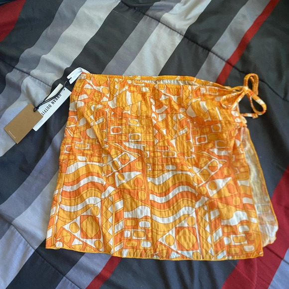 Urban Outfitters Sarong - Picture 1 of 2